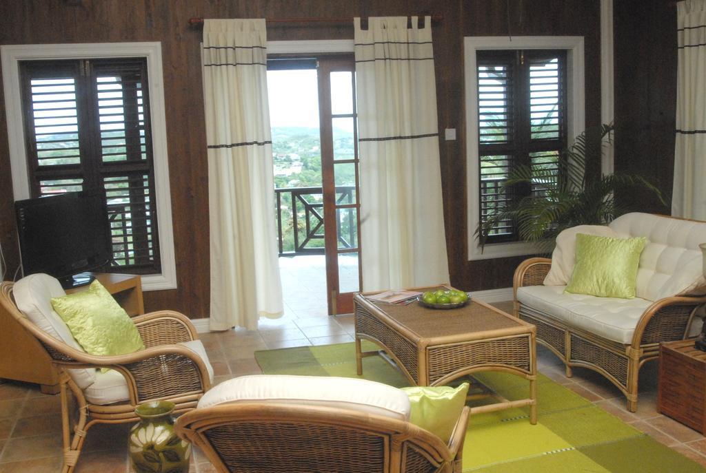 Heavenly Suites La Feuillet Exterior photo