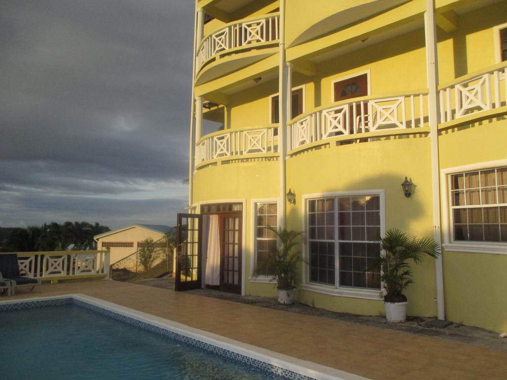 Heavenly Suites La Feuillet Exterior photo