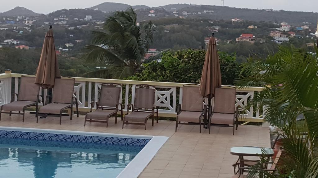 Heavenly Suites La Feuillet Exterior photo