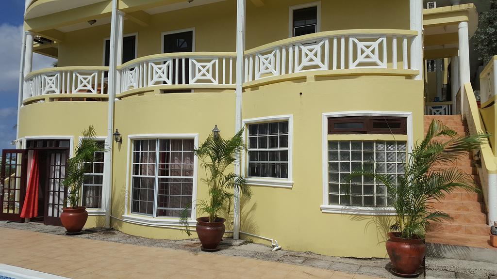 Heavenly Suites La Feuillet Exterior photo