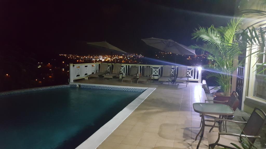 Heavenly Suites La Feuillet Exterior photo
